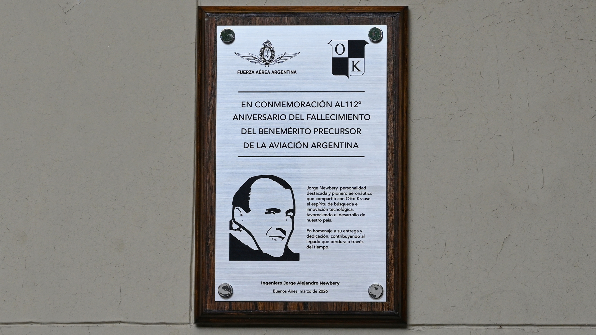 HOMENAJE A JORGE NEWBERY EN EL COLEGIO OTTO KRAUSE