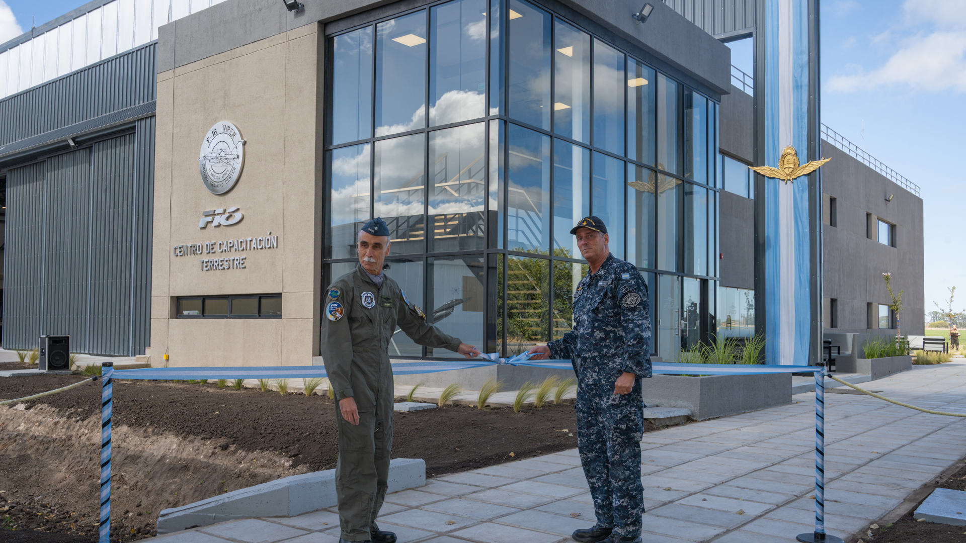 La Fuerza Aérea Argentina inauguró el Centro de Instrucción y Capacitación de Mantenimiento de F-16