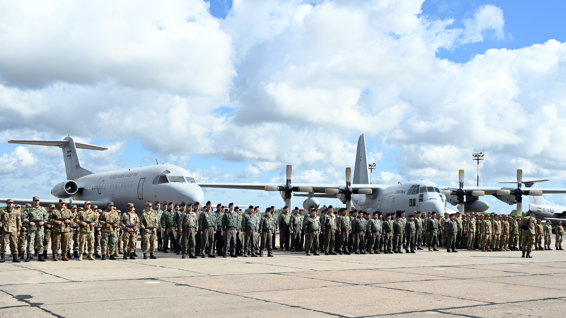 Día de la Aviación de Transporte Militar y del Tripulante de Transporte Aéreo