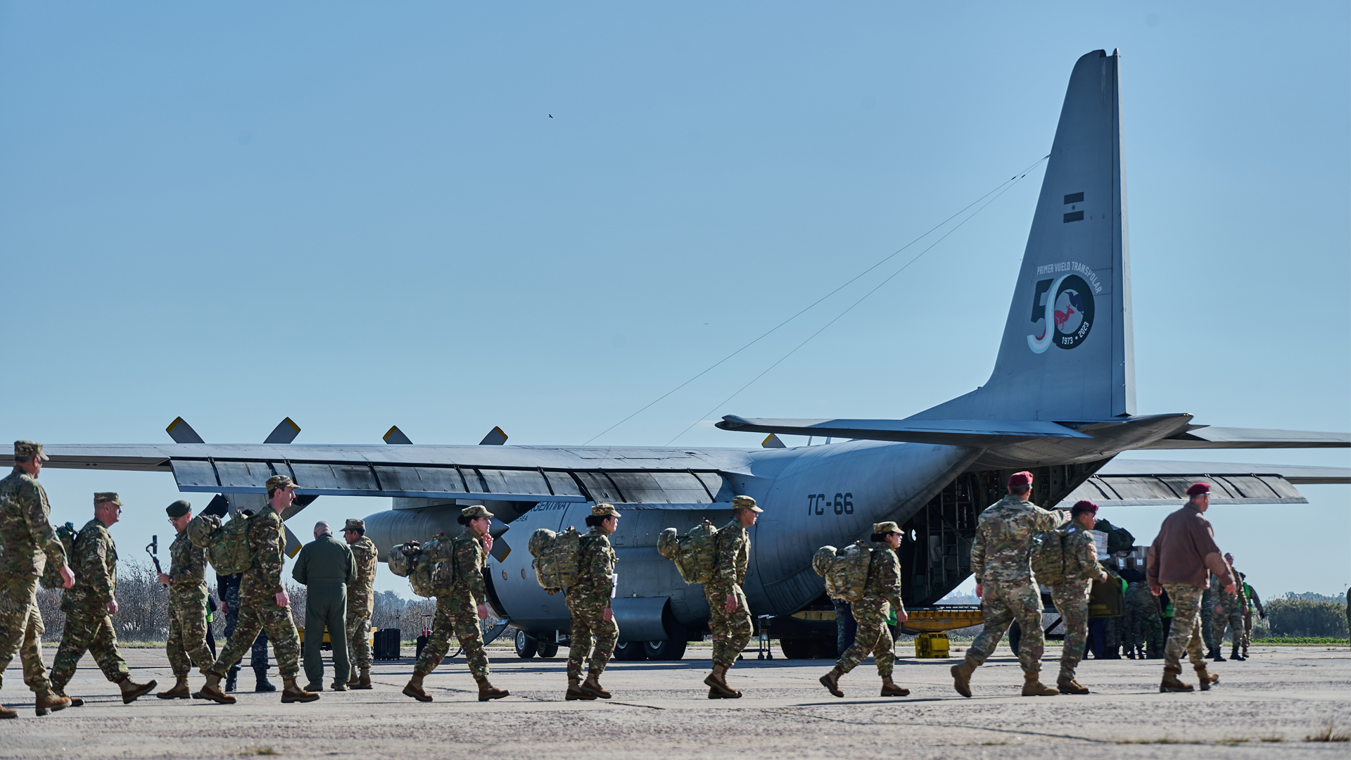 La Fuerza Aérea Argentina desplegó sus medios en asistencia a Venezuela