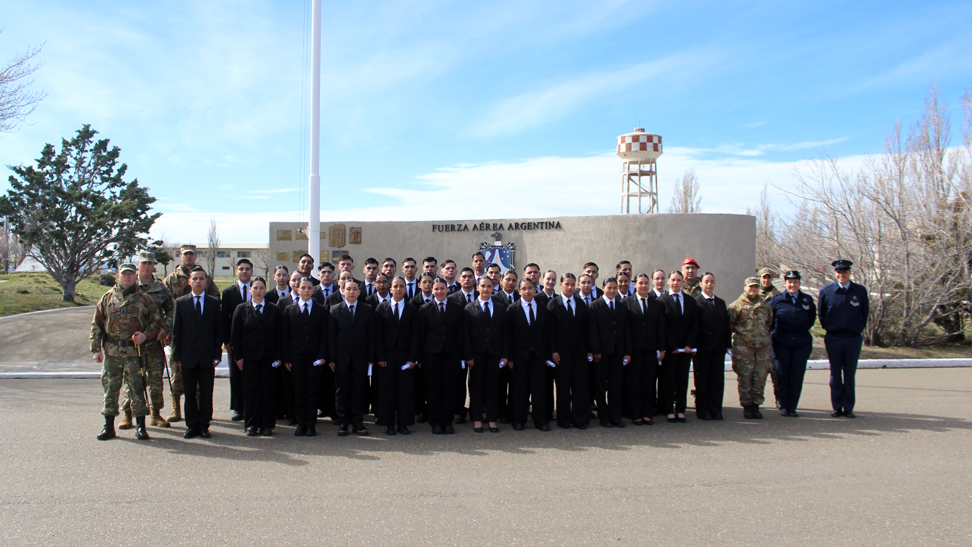 Egreso del Curso de Formación de Soldados Voluntarios en la X Brigada Aérea